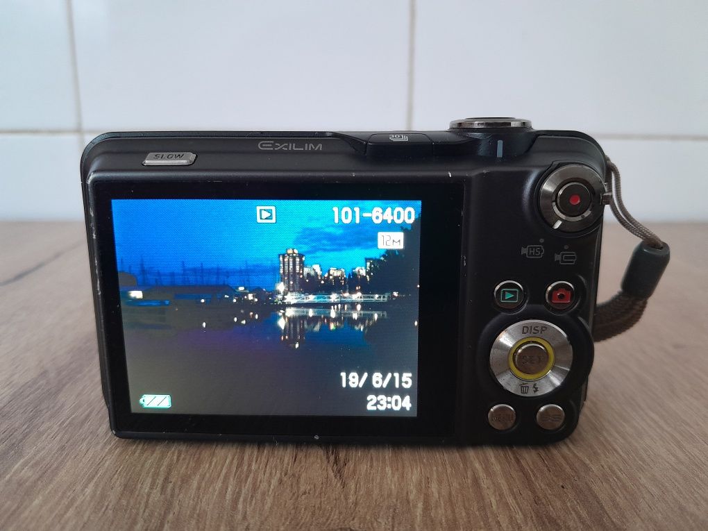 Aparat Casio EX-FC 100