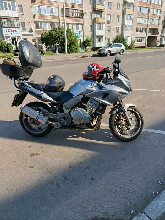 Продам мотоцикл Хонда CBF 1000