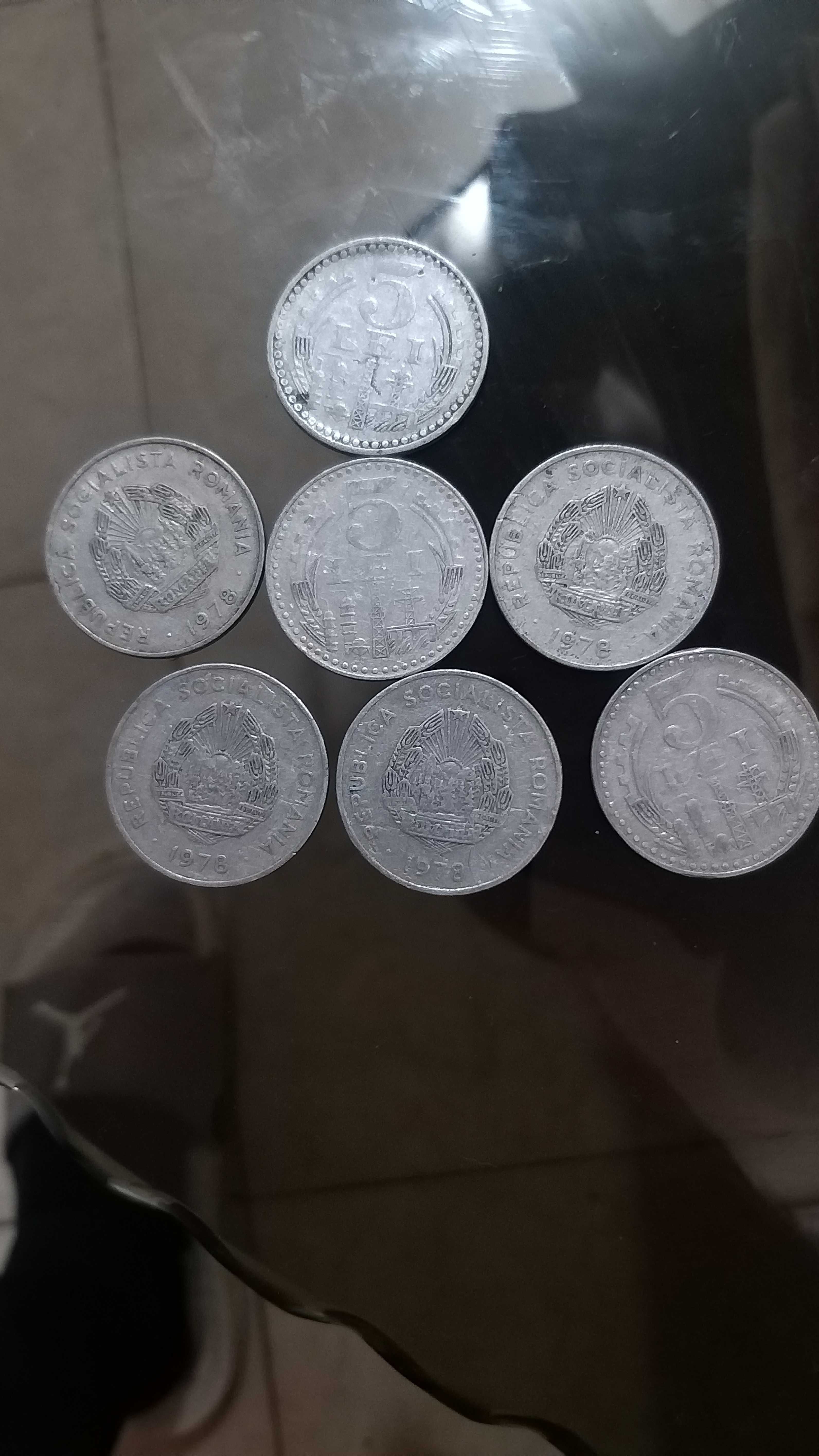 Vand monede vechi de 5 lei 1978 moneda de 15 şi 25 de bani 1966
