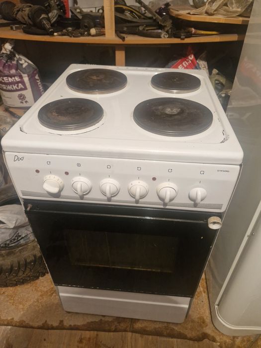 Продам электроплиту в хорошем состояний