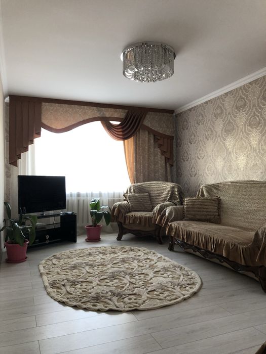 Продам 3 комнатную квартиру в мкрн Западный