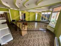 Spatiu comercial, 240mp, parcare, zona 22 Decembrie 1989