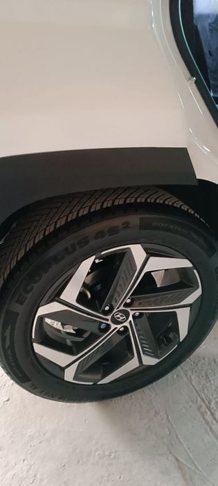 Hyundai Tucson 2,5 атмосферный мотор бартер или срочно продается