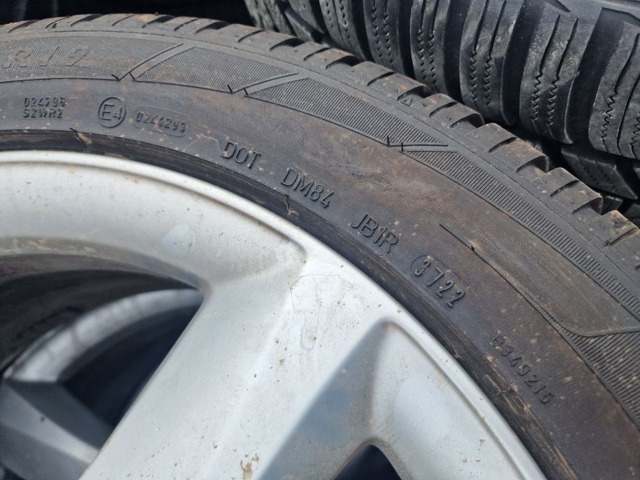 Гуми с Джанти за Audi A8 235/50 R19 Dunlop dot 2022