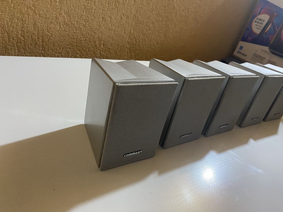 Sateliti home cinema Commax