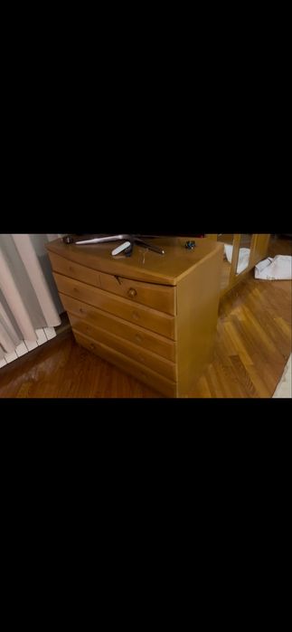 Dulap lemn masiv + comoda , pat si noptiere