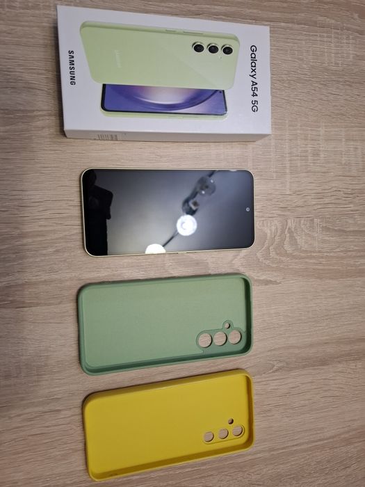 Samsung A54 5G комплект със слушалки