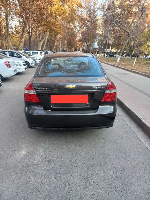 Нехиа 3 сотилади 59000 юрган