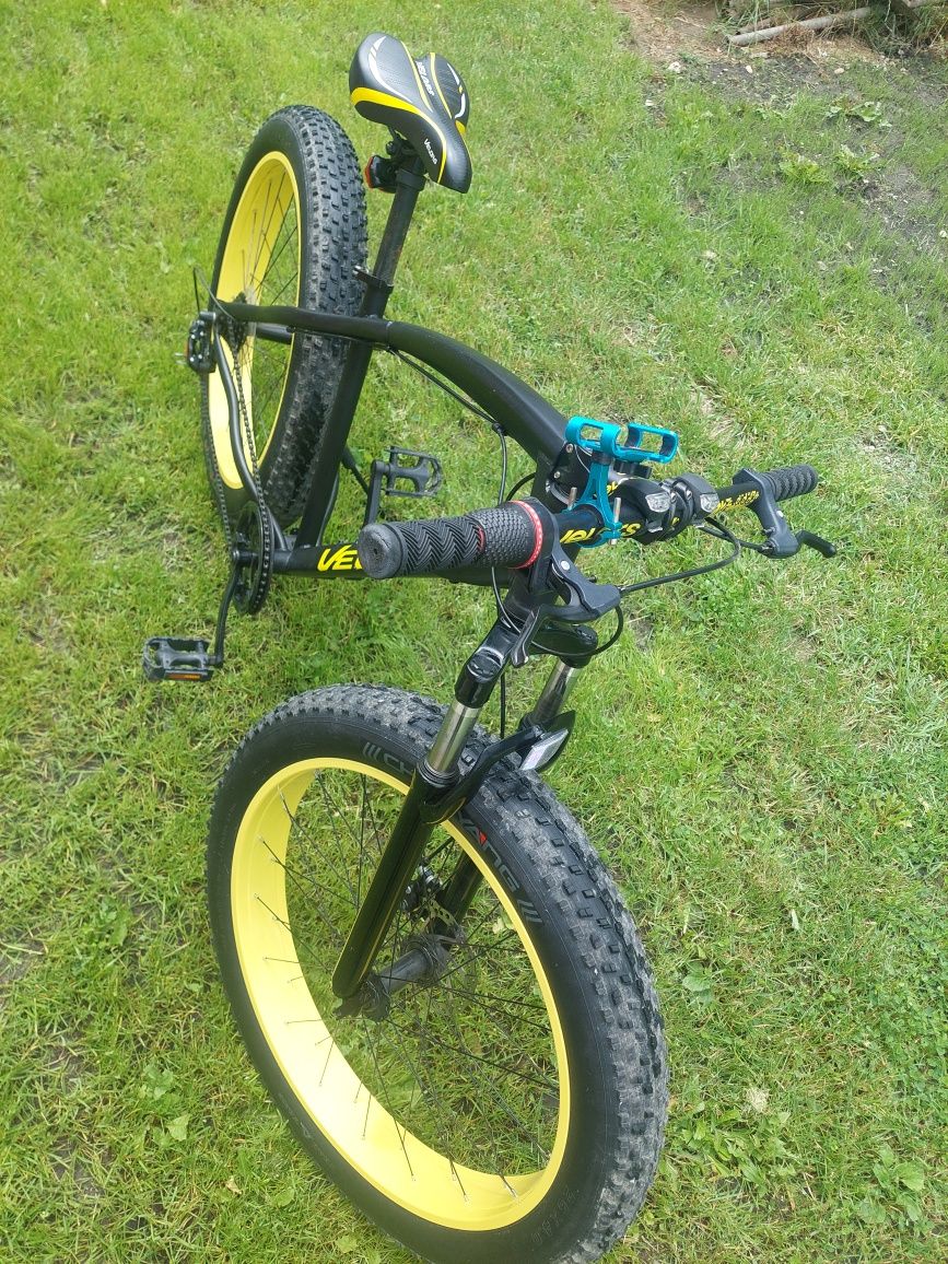 Vând bicicleta Velors