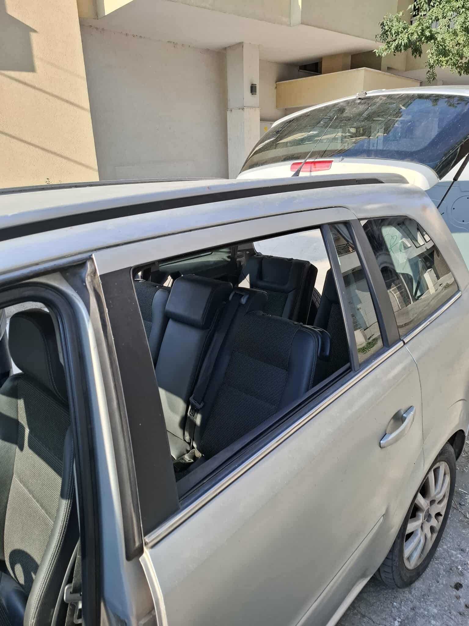 Продавам Opel Zafira B 1.8