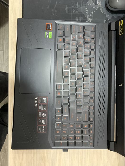 Nitro v16 gaming laptop