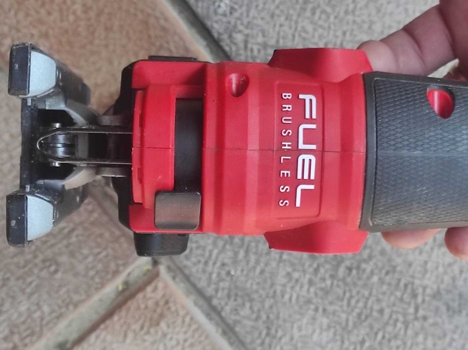 Ferăstrău pendular  MILWACKEE  M18  FBJS FUELL