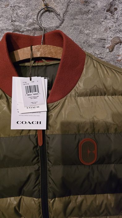 Coach елек нов !!