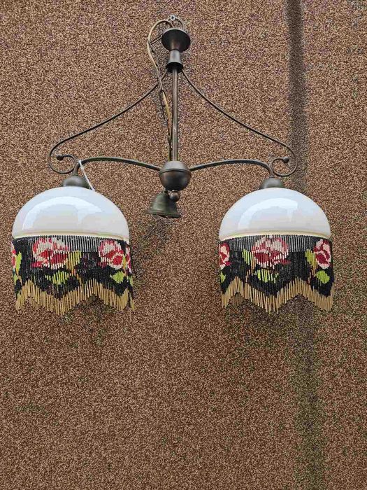 Шкаф с фрезовани елементи