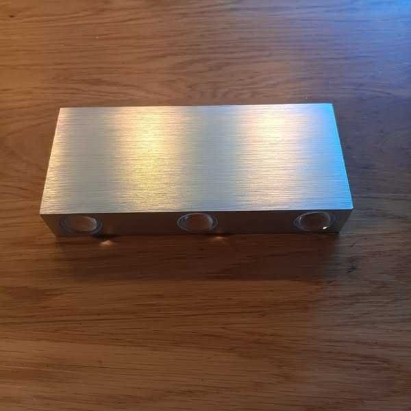 НОВА! LED стенна лампа, Up & Down, 18W