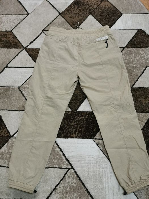 Pantaloni CK superbi