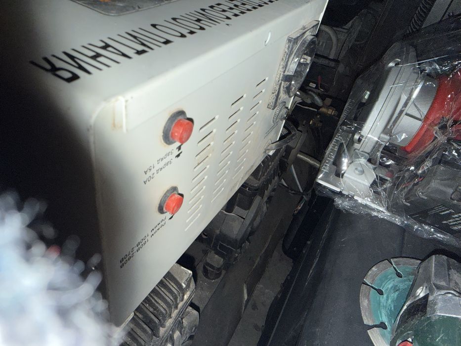 * источник бесперебойного питания-инвертер stabik uki 1200 2 штуки