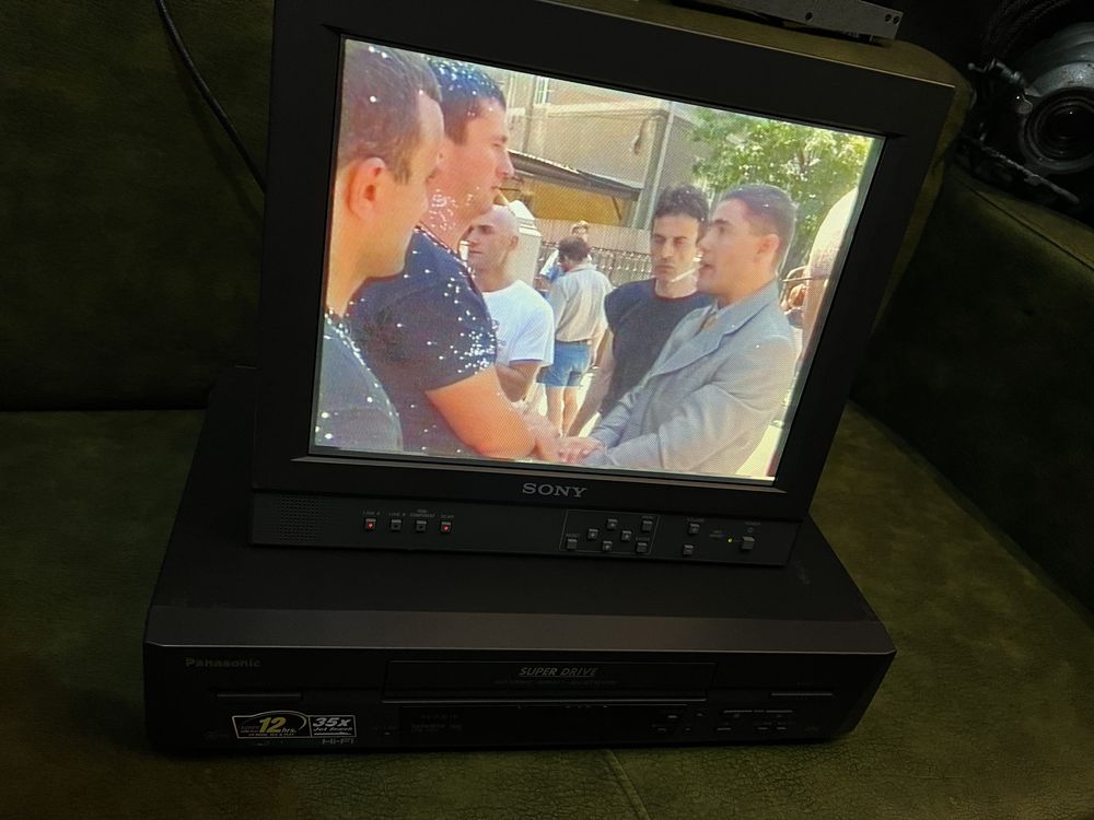 Videorecorder Panasonic seria NV FJ616 VHS / SVHS