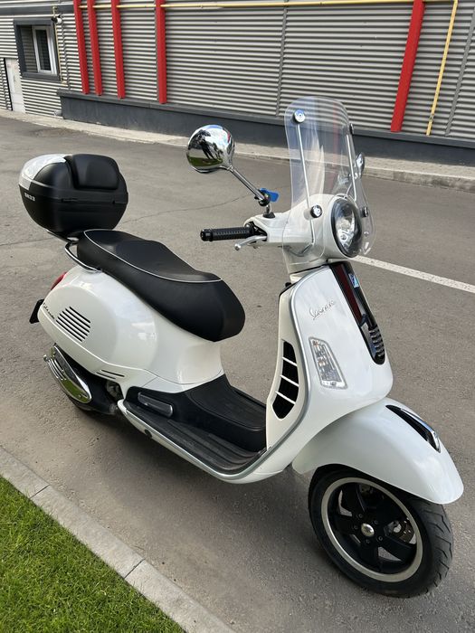 Piaggio Vesta GTS 300 ie