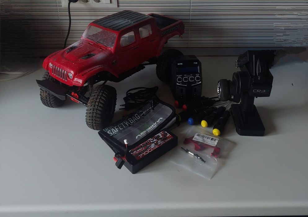 Automodel RC crawler AXIAL SCX10 II