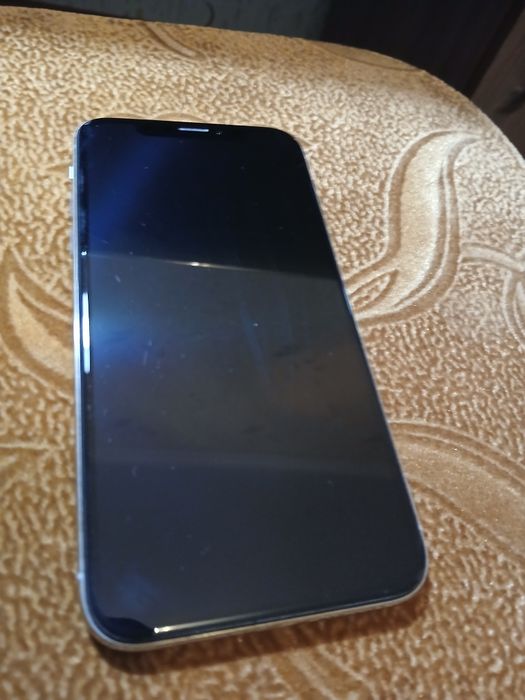 Iphone x акб 63%