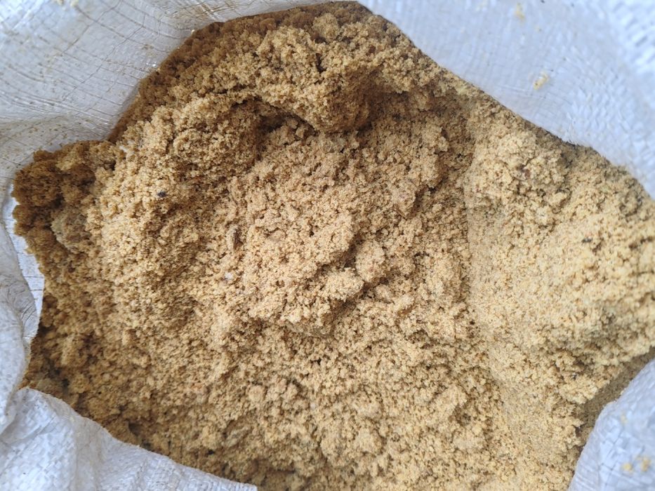 Vand faina de chipsuri