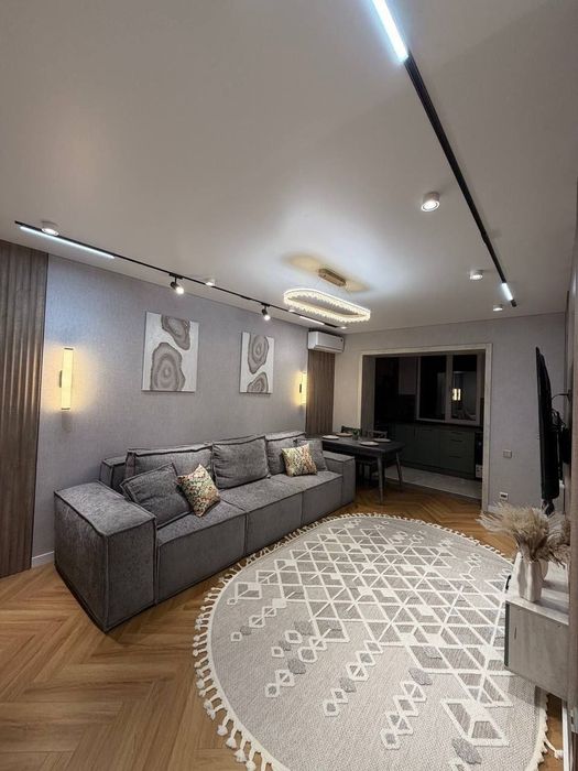 Срочно продается 2в3 ком квартира, ор-р: рядом метро Ташкент, 60 м²