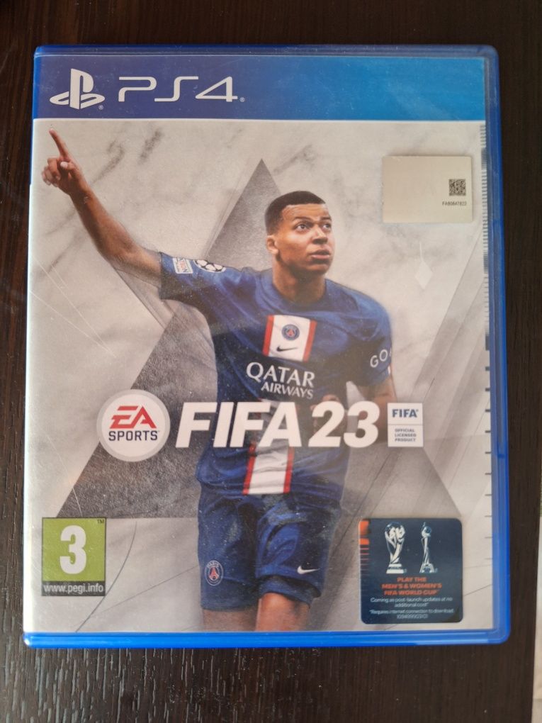 Fifa 23 PS4 & PS5 foarte putin folosit.