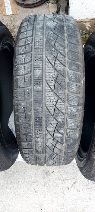 Зимни Гуми 4бр. 225/55/18 MOMO