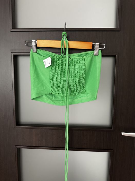 Top zara verde de tip halter mărimea M nou cu eticheta