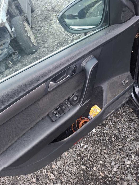 Volkswagen Passat 2012 година 2.0 TDI  140 к.с автоматик DSG