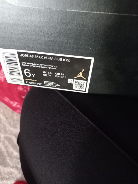 Ghete Jordan nr.38,5