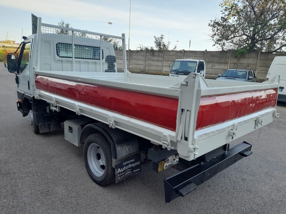 Mitsubishi CANTER *тристранен самосвал* 2004г*125к.с
