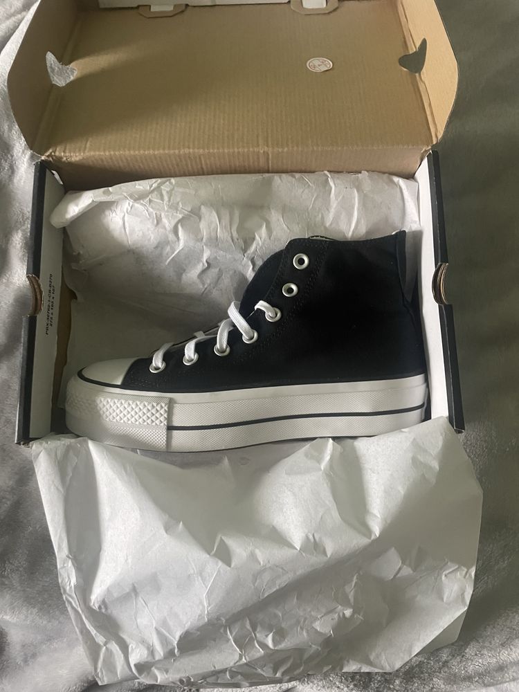Дамски кецове Converse