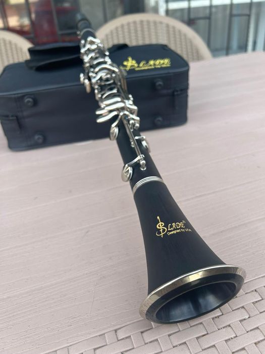 Продавам кларинет