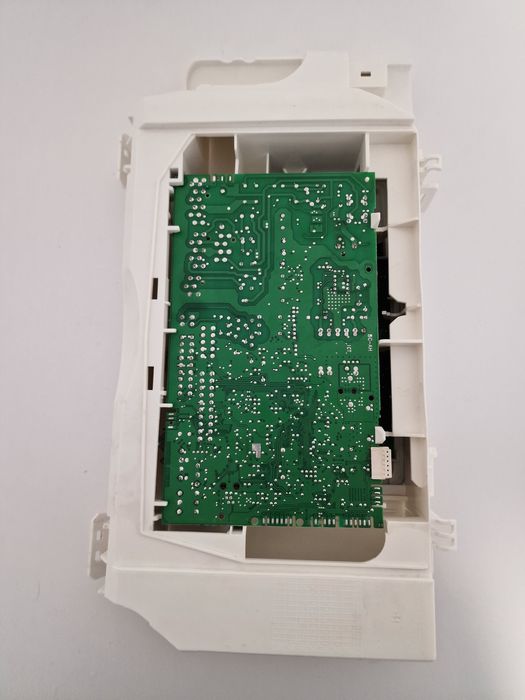 Placa Saunier Duval ThemaFast Condens F35 -A/1 cu boiler incorporat.