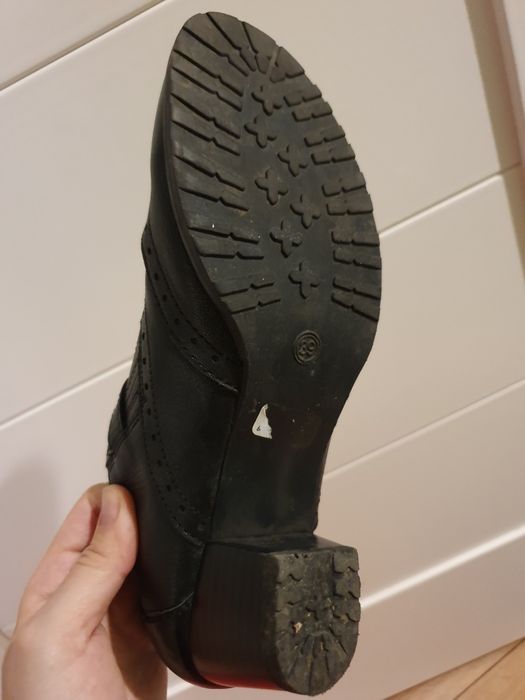 Pantofi femei marime 39