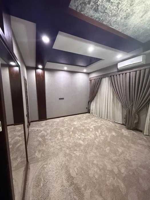 Текстильный, 3/8/8, 134м2 Ориентир: Шота Руставели 82, 2-я линия !!