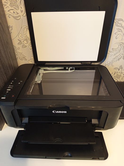 МФУ Canon Pixma mg3640s