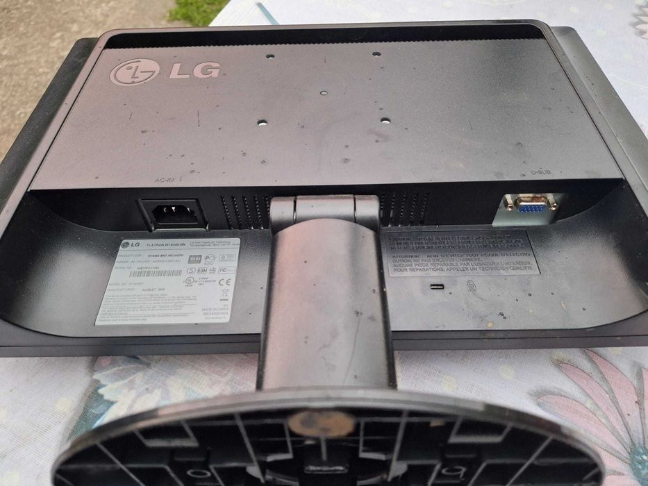 Monitoare LG si HP