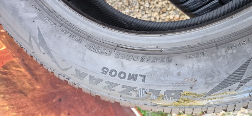 2 Anvelope Bridgestone 235 60 R18 M+S . Dot 2021