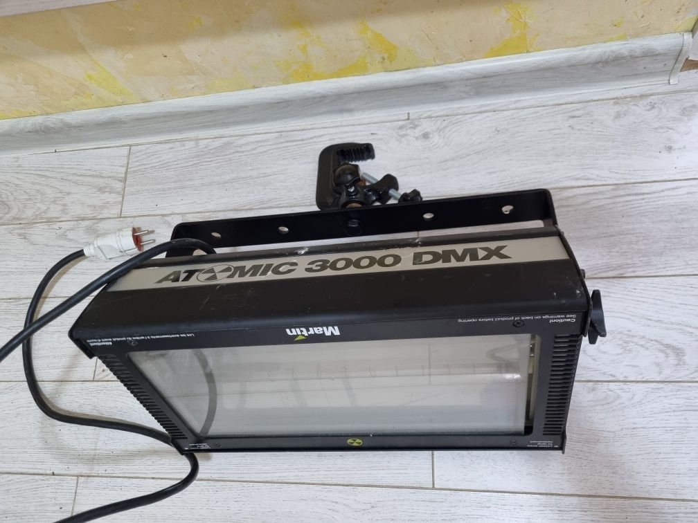 Стробоскоп atomic 3000dmx martin