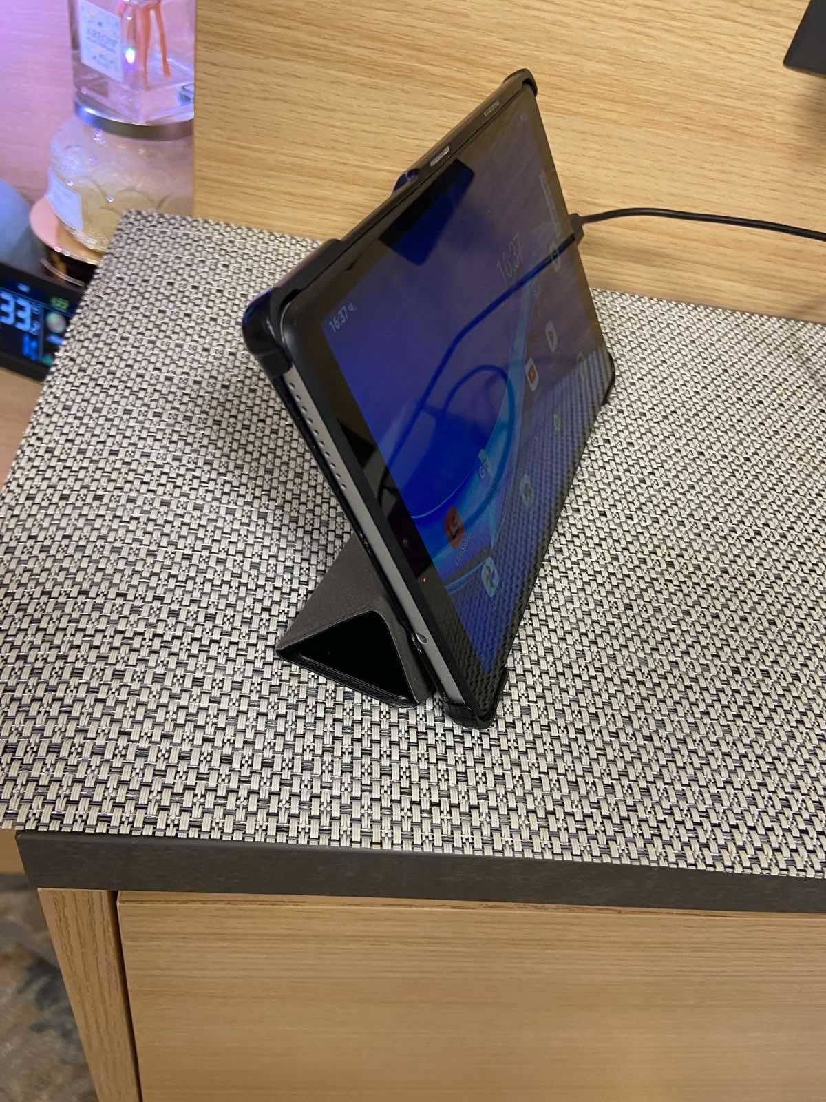 Таблет Lenovo Tab M8 HD TB-8505X - 8" HD IPS, 16GB