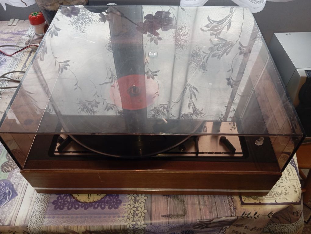 Грамофон Dual 1215