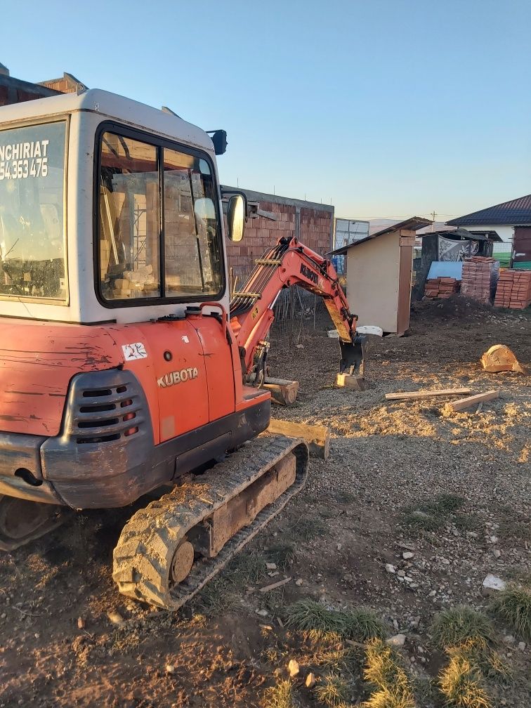 Miniexcavator și transport basculabil 3.5 t