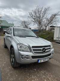 Автомобил Mercedes GL 320