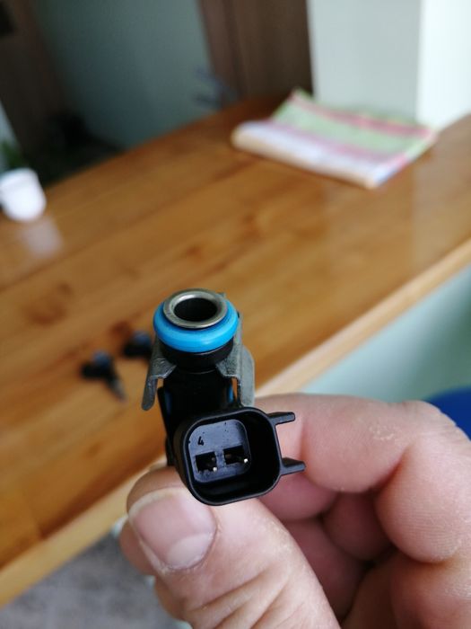 Бензинови дюзи за опел инсигния