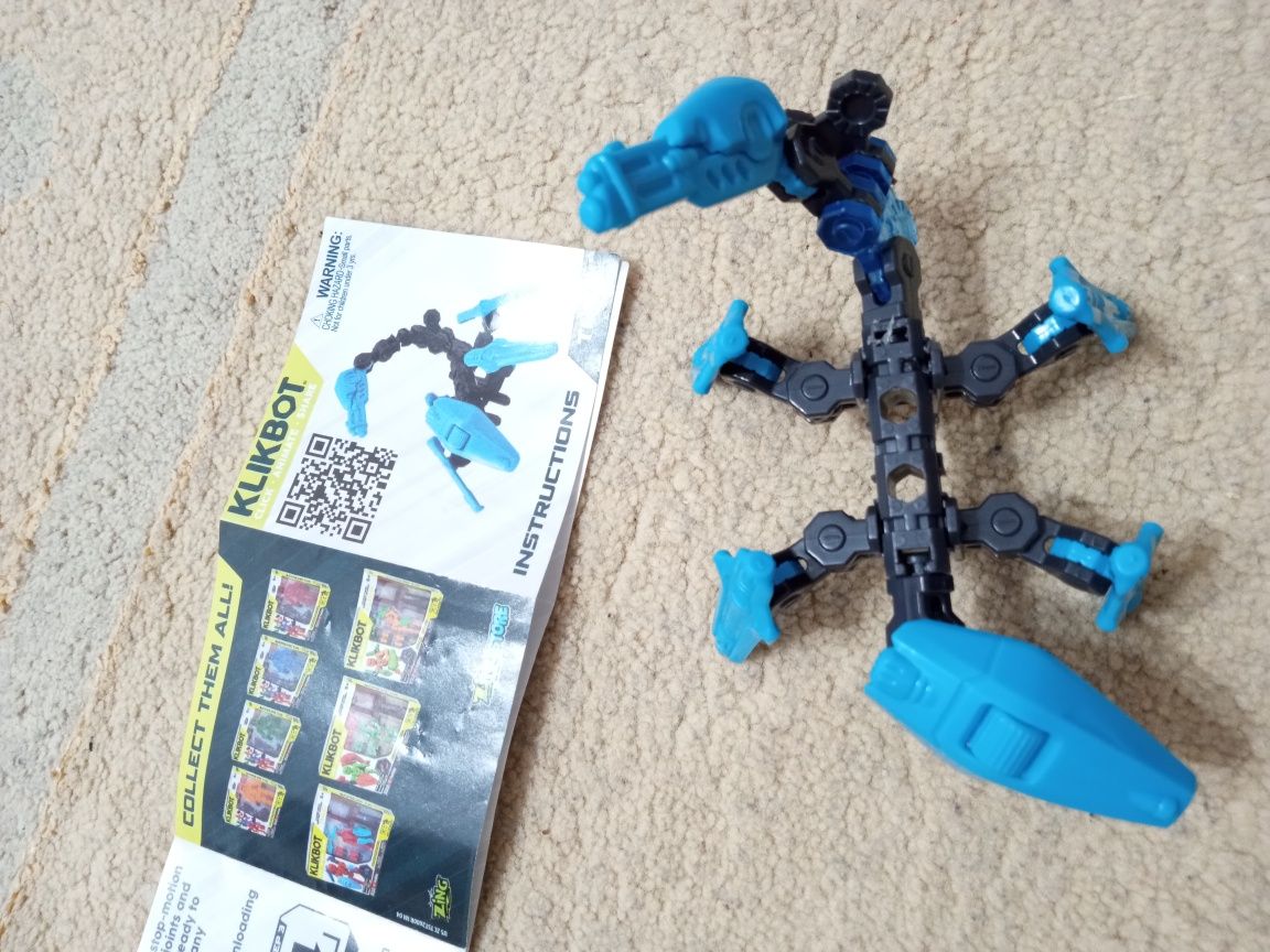 Jucării - diverși roboți Klikbot