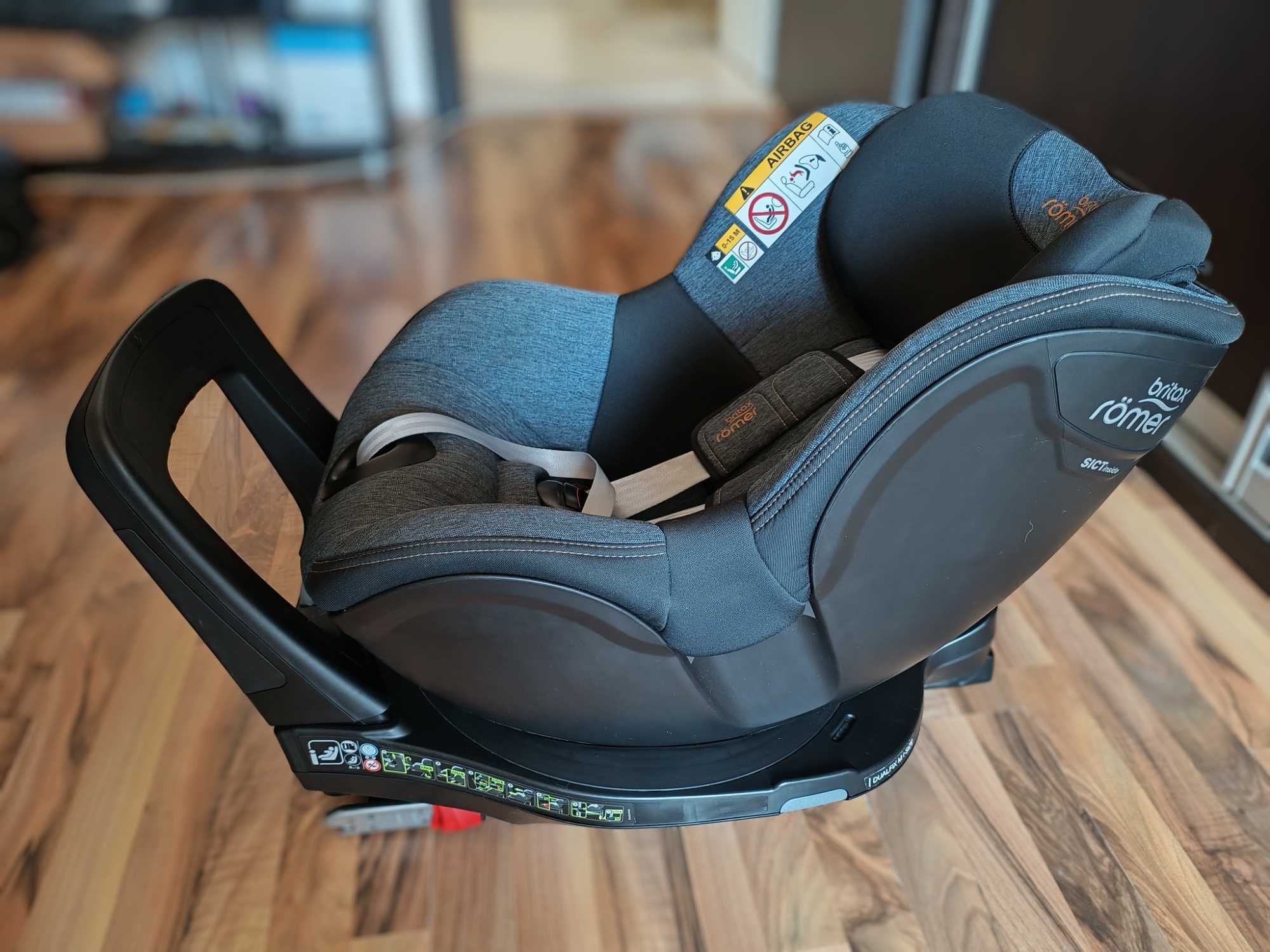 Scaun bebe Britax Romer DualFix M I-size