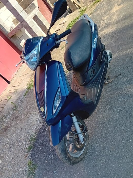 Vand scuter piaggio Flyy 125cc injecție 2012 problema am pierdut cheia